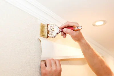 Pose de papier peint à Anor — revêtements muraux et toiles de verre